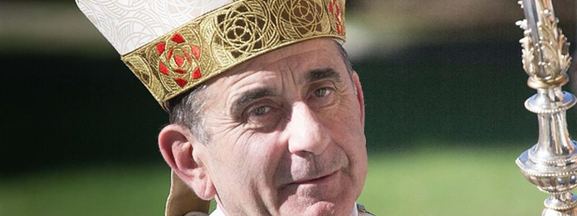 Facciamoci avanti, se non vogliamo essere complici