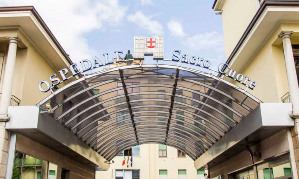 Sacro Cuore di Negrar, primo in Italia con il laser robotico AI per la cataratta